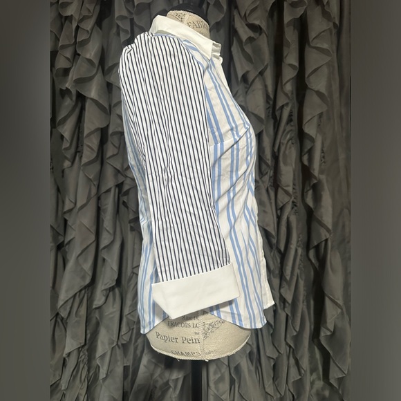 NYC Casual top, size XS, multi color blue - Picture 4 of 5